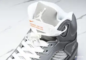 'Wolf Retro Grey' 136027-005 Jordan 5 0706
